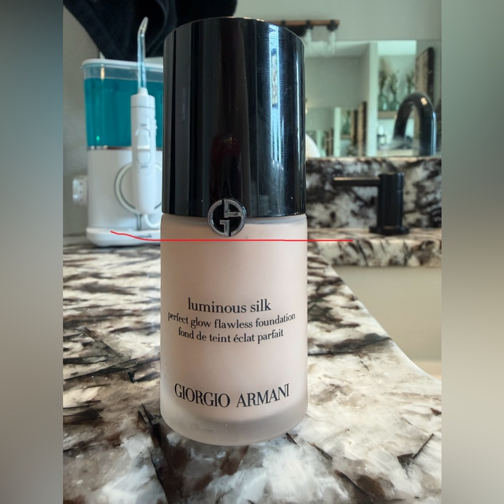 Giorgio Armani Luminous Silk Foundation - 4.75